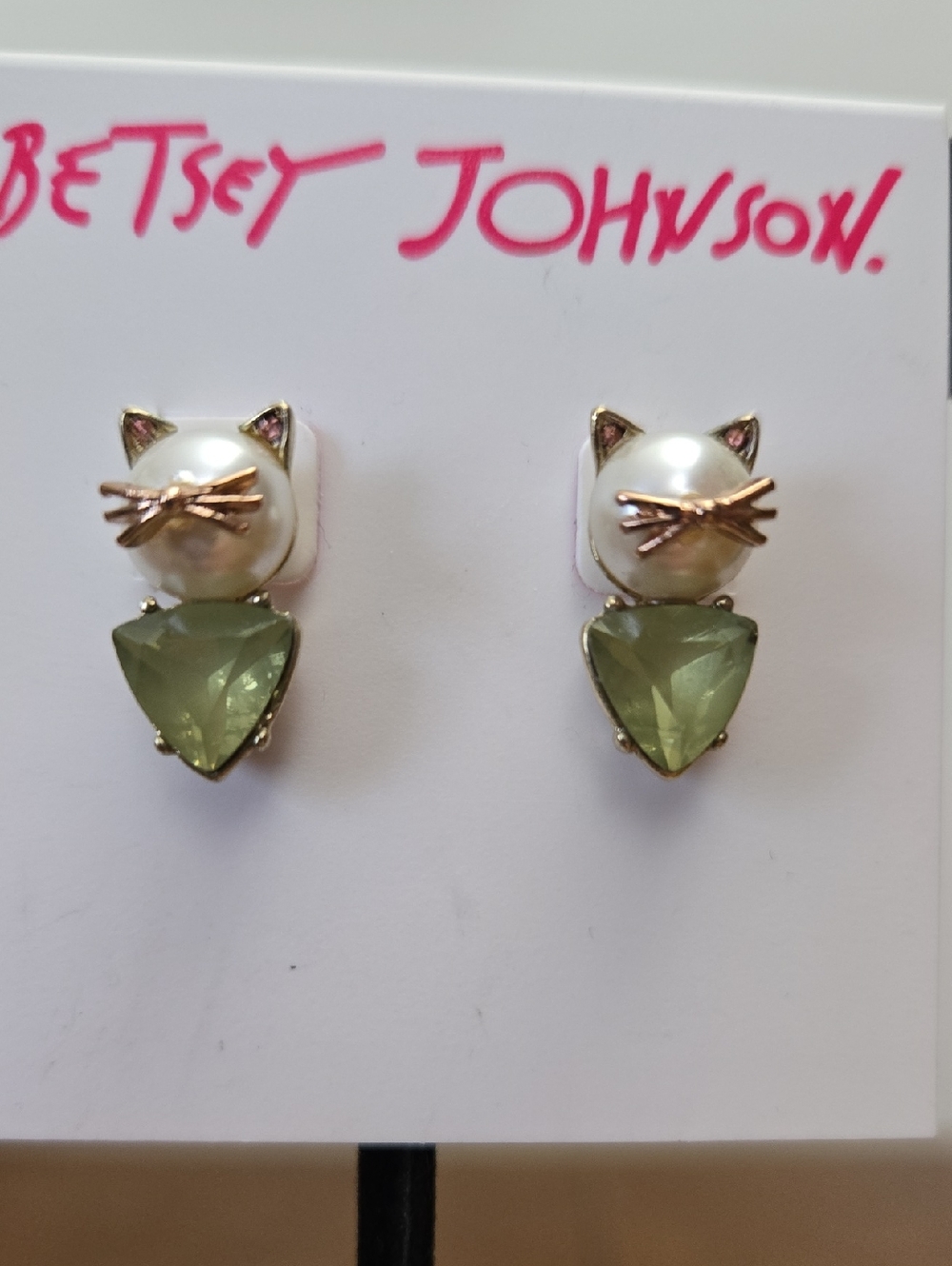 Betsey Johnson Pearl Cat Stud Earrings